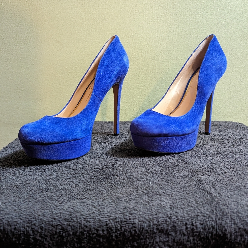 Jessica Simpson platform pumps - Picture 2 of 4